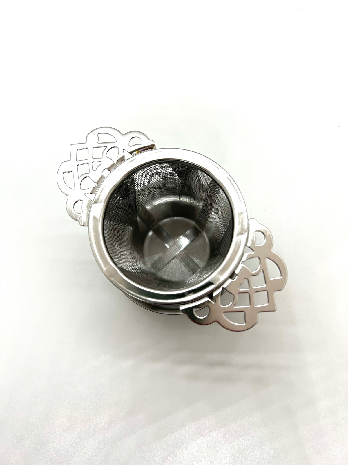 Stainless steel cup mug tea infuser with drip tray from above