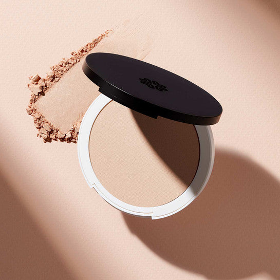 Lily Lolo Pressed Finishing Powder open
